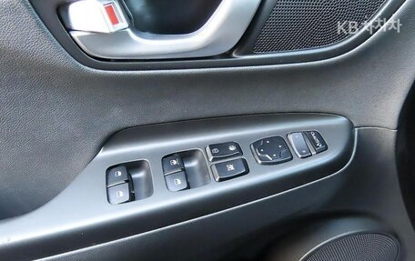 Hyundai Kona I, 2022 год, 1 714 400 рублей, 11 фотография