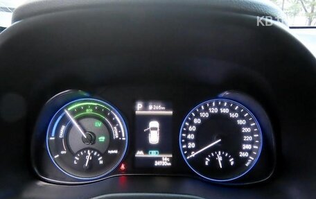 Hyundai Kona I, 2022 год, 1 714 400 рублей, 9 фотография