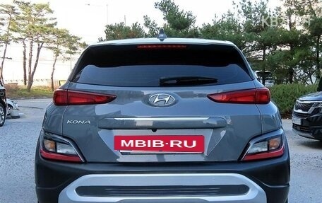 Hyundai Kona I, 2022 год, 1 714 400 рублей, 4 фотография