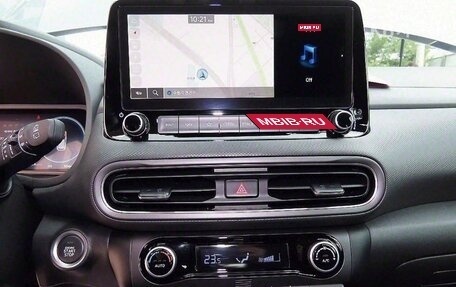 Hyundai Kona I, 2022 год, 2 151 800 рублей, 12 фотография