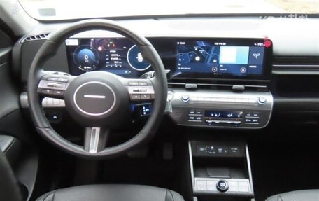 Hyundai Kona, 2024 год, 3 179 400 рублей, 16 фотография