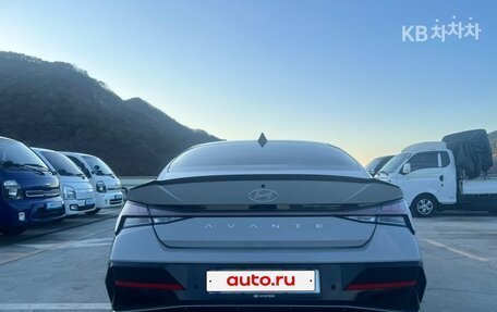 Hyundai Avante, 2023 год, 2 276 800 рублей, 6 фотография