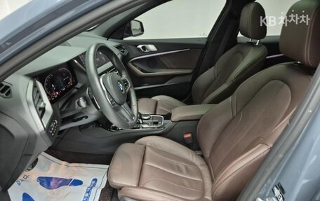 BMW 1 серия, 2021 год, 2 203 000 рублей, 11 фотография