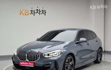 BMW 1 серия, 2021 год, 2 203 000 рублей, 4 фотография