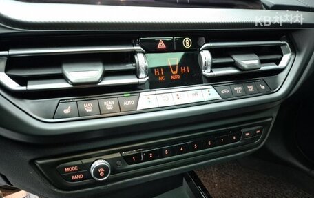 BMW 1 серия, 2021 год, 2 203 000 рублей, 17 фотография