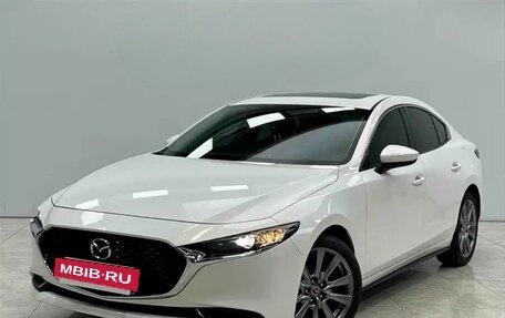 Mazda 3, 2021 год, 1 350 000 рублей, 2 фотография