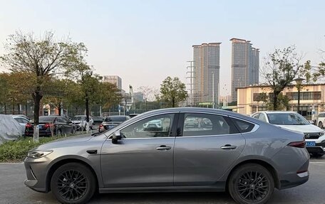BYD Qin, 2025 год, 1 800 000 рублей, 6 фотография