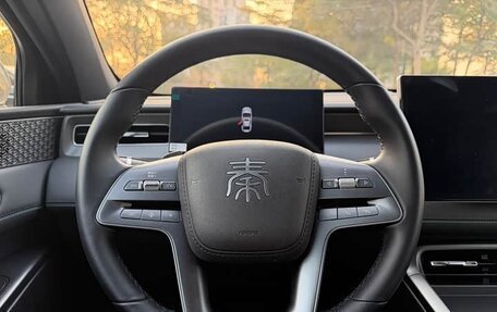 BYD Qin, 2025 год, 1 800 000 рублей, 11 фотография