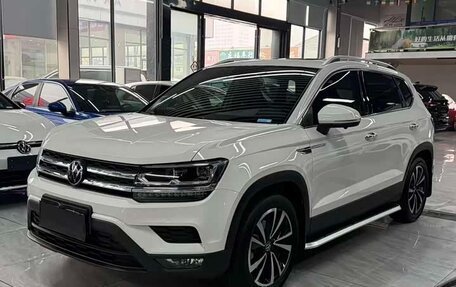 Volkswagen Tharu, 2022 год, 1 990 000 рублей, 1 фотография