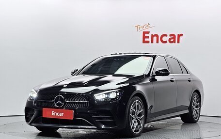 Mercedes-Benz E-Класс, 2023 год, 6 100 000 рублей, 1 фотография