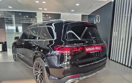 Mercedes-Benz GLS, 2024 год, 13 960 000 рублей, 3 фотография
