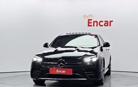 Mercedes-Benz E-Класс, 2023 год, 6 100 000 рублей, 2 фотография