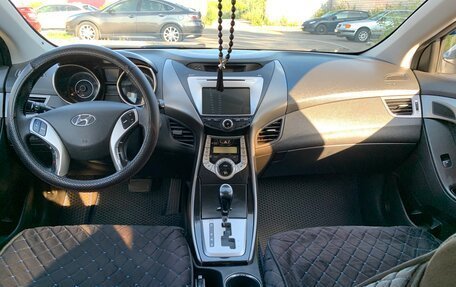 Hyundai Avante, 2010 год, 690 000 рублей, 7 фотография