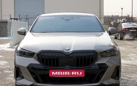 BMW 5 серия, 2025 год, 7 620 000 рублей, 2 фотография