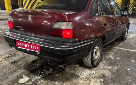Daewoo Nexia I рестайлинг, 2001 год, 130 000 рублей, 4 фотография