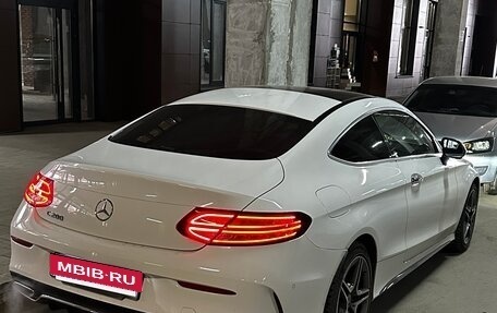 Mercedes-Benz C-Класс, 2019 год, 3 800 000 рублей, 2 фотография