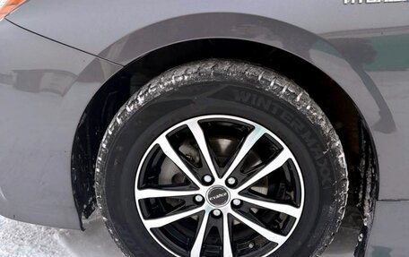 Toyota Prius IV XW50, 2016 год, 1 800 000 рублей, 5 фотография