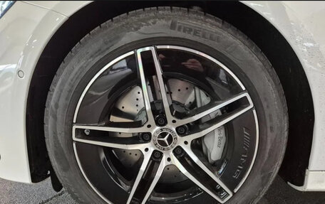 Mercedes-Benz E-Класс, 2025 год, 6 990 000 рублей, 5 фотография