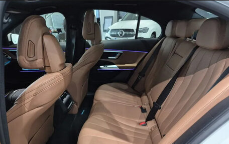 Mercedes-Benz E-Класс, 2025 год, 6 990 000 рублей, 11 фотография