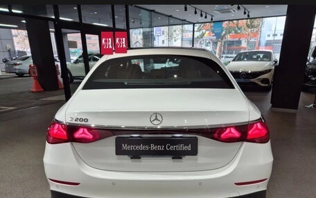 Mercedes-Benz E-Класс, 2025 год, 6 990 000 рублей, 4 фотография