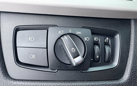 BMW 3 серия, 2018 год, 1 850 000 рублей, 10 фотография