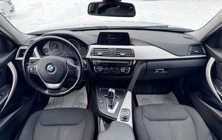 BMW 3 серия, 2018 год, 1 850 000 рублей, 18 фотография