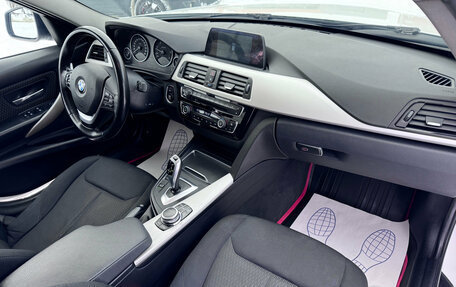 BMW 3 серия, 2018 год, 1 850 000 рублей, 17 фотография