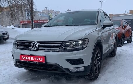 Volkswagen Tiguan II, 2017 год, 2 200 000 рублей, 1 фотография