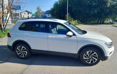 Volkswagen Tiguan II, 2017 год, 2 200 000 рублей, 5 фотография