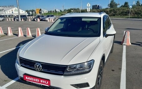 Volkswagen Tiguan II, 2017 год, 2 200 000 рублей, 7 фотография