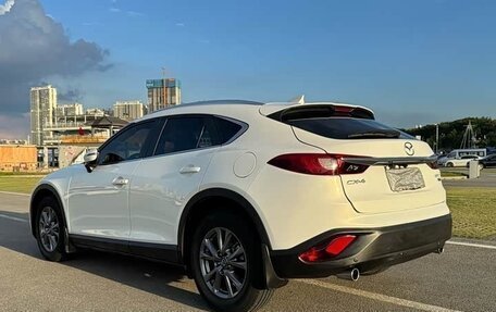 Mazda CX-4, 2022 год, 1 850 000 рублей, 6 фотография