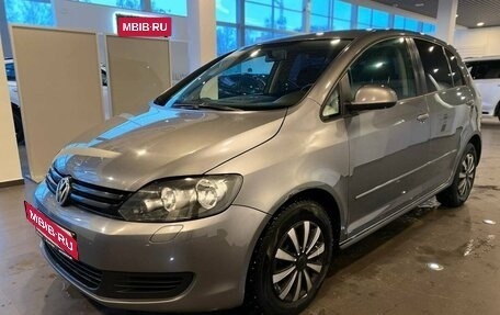 Volkswagen Golf Plus II, 2011 год, 435 000 рублей, 34 фотография