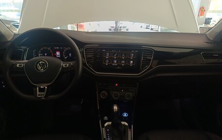Volkswagen T-Roc I, 2022 год, 1 599 707 рублей, 8 фотография