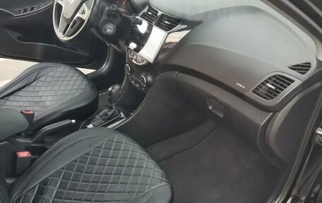 Hyundai Solaris II рестайлинг, 2015 год, 1 100 000 рублей, 8 фотография