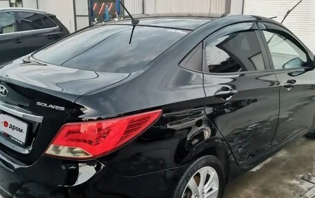 Hyundai Solaris II рестайлинг, 2015 год, 1 100 000 рублей, 4 фотография