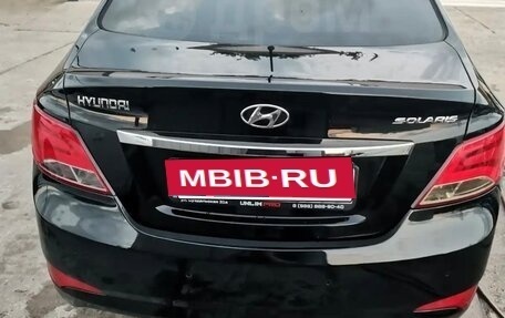 Hyundai Solaris II рестайлинг, 2015 год, 1 100 000 рублей, 5 фотография