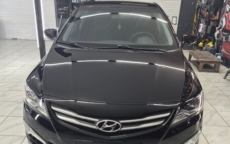 Hyundai Solaris II рестайлинг, 2015 год, 1 100 000 рублей, 15 фотография