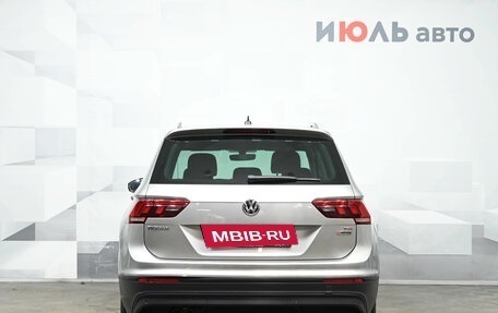 Volkswagen Tiguan II, 2017 год, 2 550 000 рублей, 5 фотография