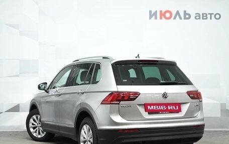 Volkswagen Tiguan II, 2017 год, 2 550 000 рублей, 4 фотография