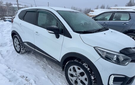 Renault Kaptur I рестайлинг, 2017 год, 1 400 000 рублей, 1 фотография