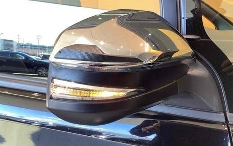 Toyota Noah III, 2021 год, 1 995 000 рублей, 19 фотография