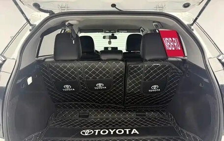 Toyota Yaris XP150 рестайлинг, 2021 год, 1 300 000 рублей, 13 фотография