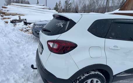 Renault Kaptur I рестайлинг, 2017 год, 1 400 000 рублей, 8 фотография