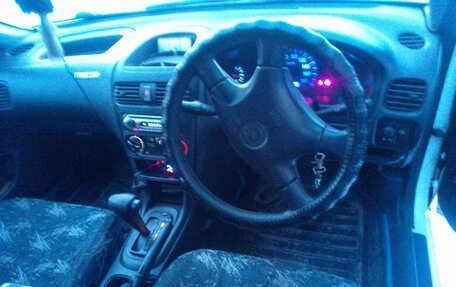 Mazda Familia Y11, 2000 год, 300 000 рублей, 6 фотография