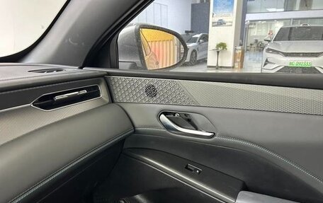BYD Qin, 2025 год, 1 990 000 рублей, 13 фотография