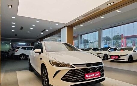 BYD Qin, 2025 год, 2 690 000 рублей, 1 фотография