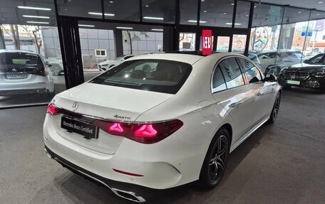 Mercedes-Benz E-Класс, 2025 год, 8 778 000 рублей, 3 фотография