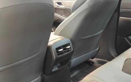 BYD Qin, 2025 год, 2 690 000 рублей, 28 фотография