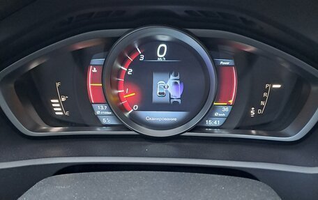 Volvo V40 Cross Country I, 2013 год, 1 960 000 рублей, 8 фотография