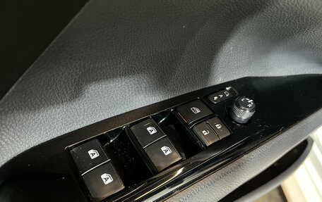 Toyota Camry, 2018 год, 2 600 000 рублей, 9 фотография